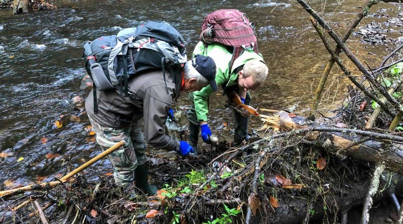 CEW Cleaning up Slovenysky Raj-30339.jpg